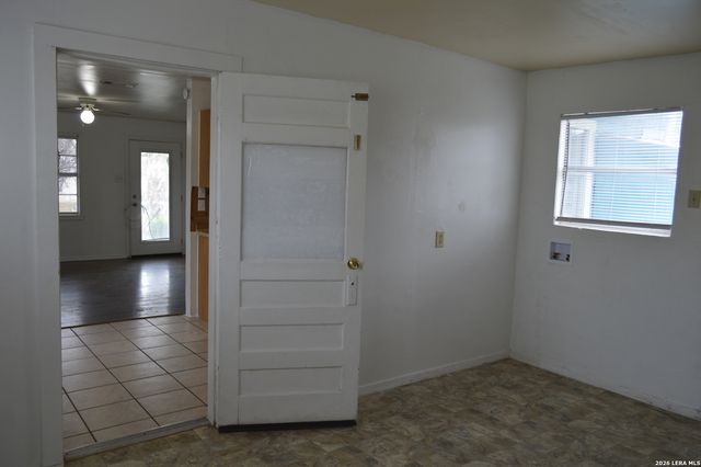 2823 Tillie, San Antonio, TX 78222