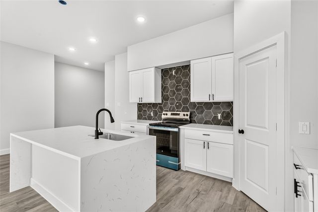 310 Dixon Street, Terrell, TX 75160