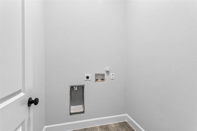310 Dixon Street, Terrell, TX 75160