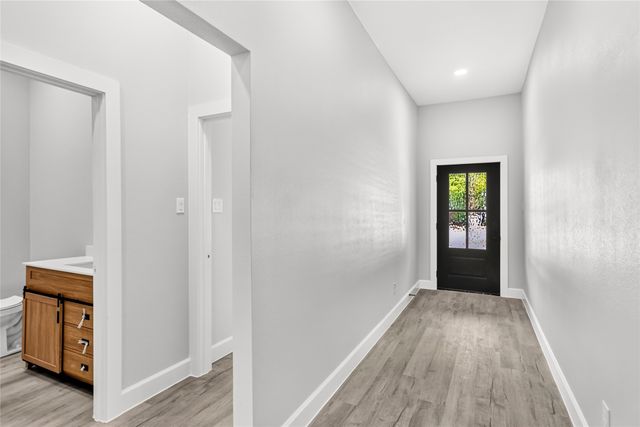 310 Dixon Street, Terrell, TX 75160