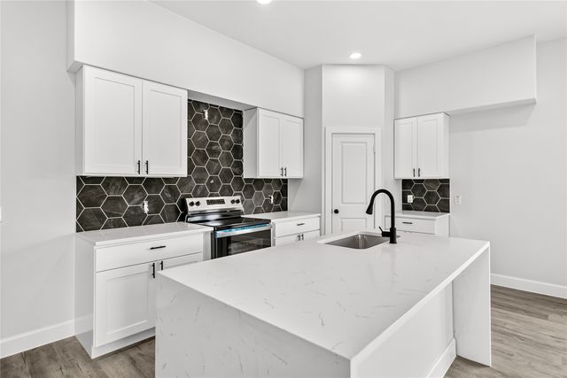 310 Dixon Street, Terrell, TX 75160