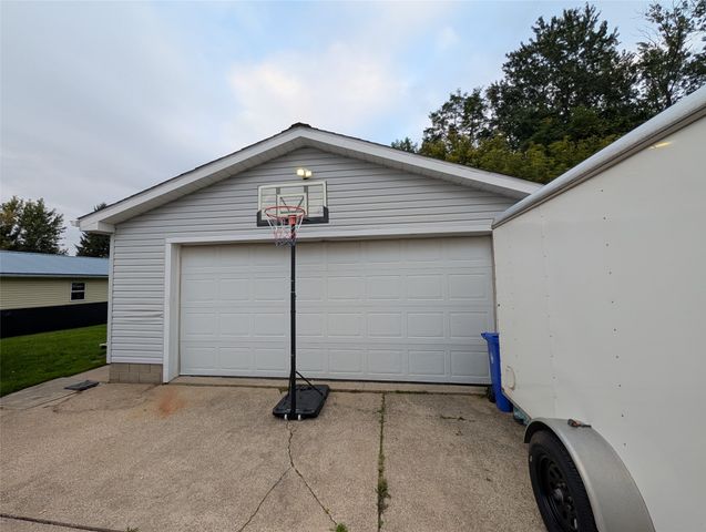 4117 MAXWELL Avenue, Erie, PA 16504