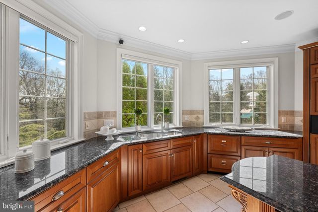 365 ARBOR CIR, Media, PA 19063