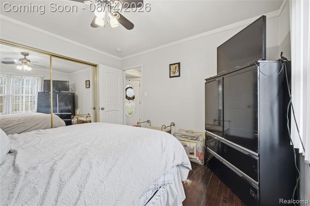23640 Oak Glen Drive, Southfield, MI 48033