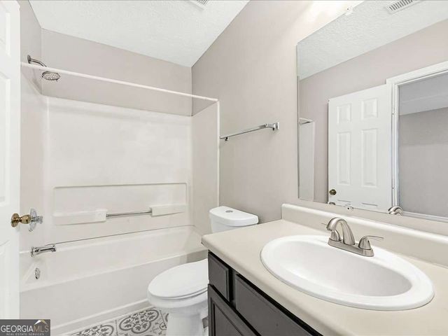 5910 Hampton Court, Atlanta, GA 30349