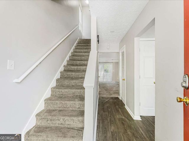 5910 Hampton Court, Atlanta, GA 30349