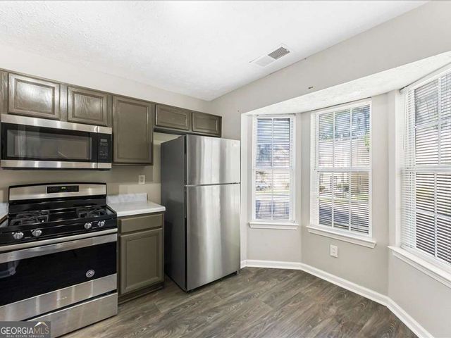 5910 Hampton Court, Atlanta, GA 30349