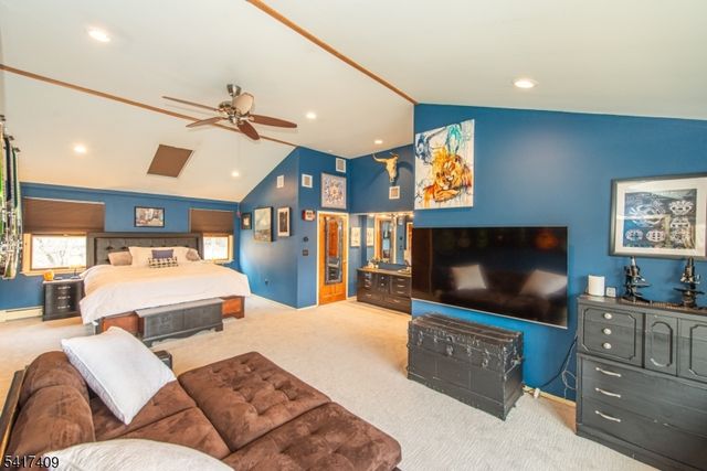 104 Lionshead Drive West, Wayne Twp., NJ 07470