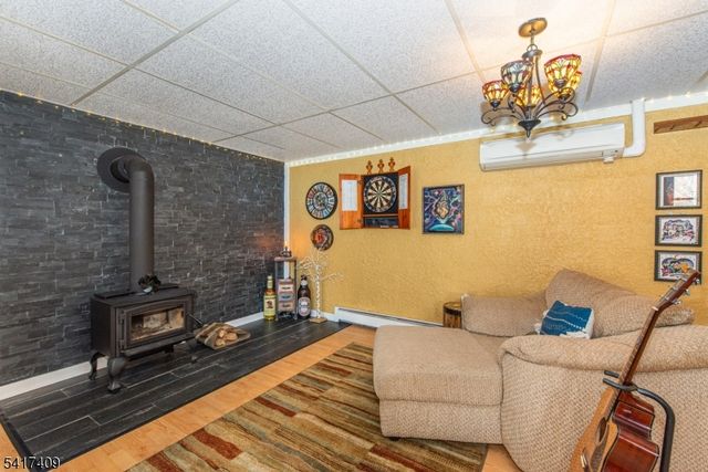 104 Lionshead Drive West, Wayne Twp., NJ 07470