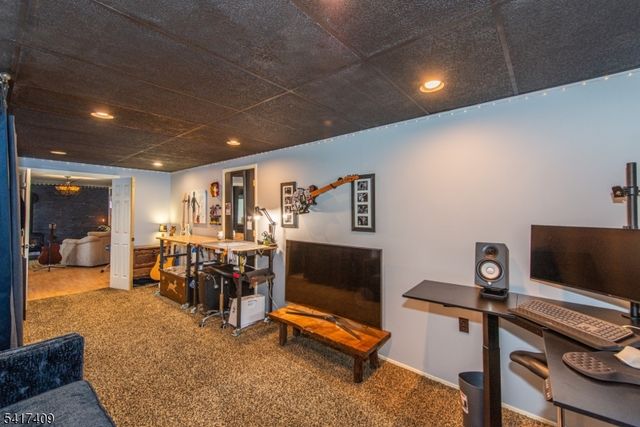 104 Lionshead Drive West, Wayne Twp., NJ 07470