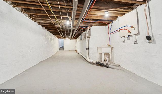 20 S 6TH ST, Darby, PA 19023