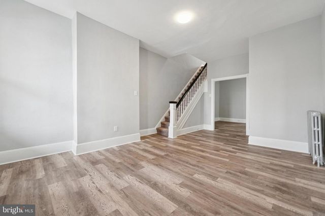 20 S 6TH ST, Darby, PA 19023