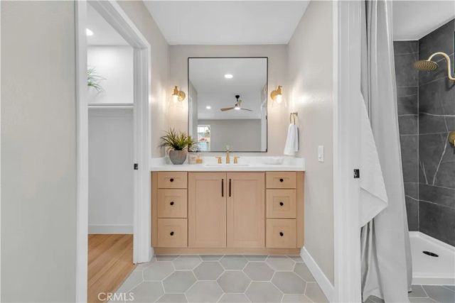 20015 Gilbert, Canyon Country, CA 91351