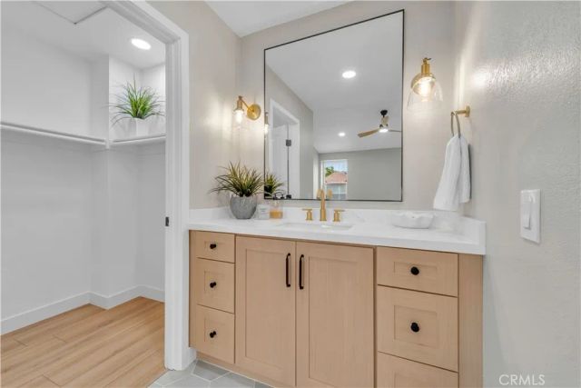 20015 Gilbert, Canyon Country, CA 91351