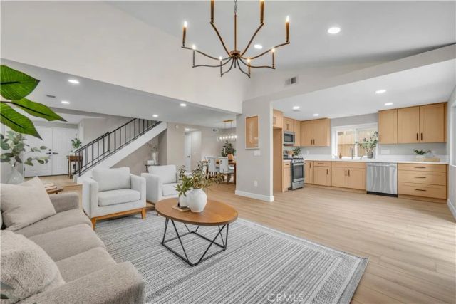 20015 Gilbert, Canyon Country, CA 91351