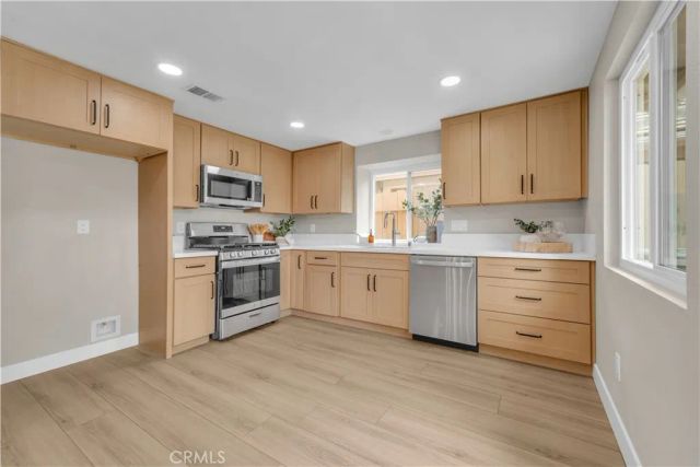 20015 Gilbert, Canyon Country, CA 91351