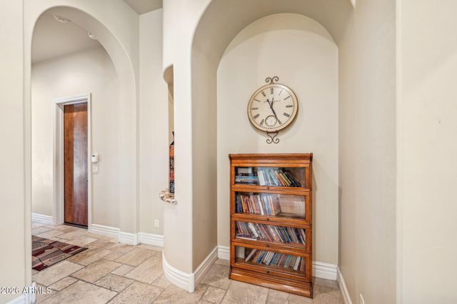 9328 N 68TH Place, Paradise Valley, AZ 85253