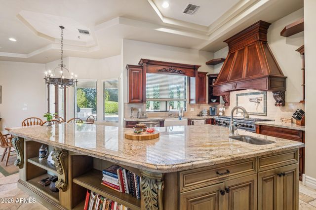 9328 N 68TH Place, Paradise Valley, AZ 85253