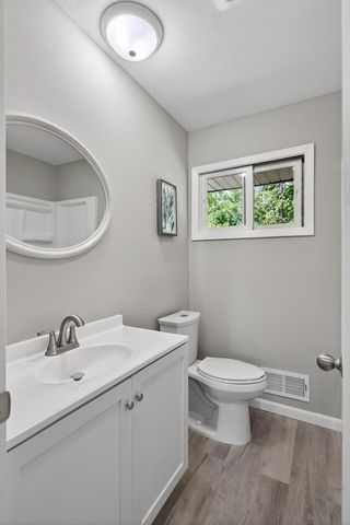 3211 Indiana Avenue N, Robbinsdale, MN 55422