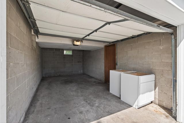3211 Indiana Avenue N, Robbinsdale, MN 55422