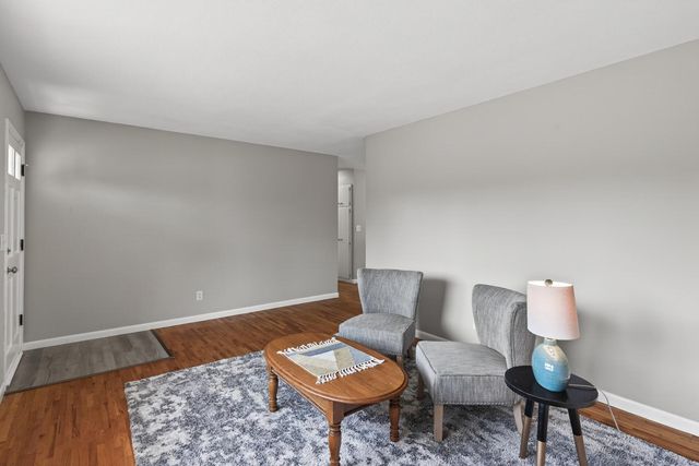 3211 Indiana Avenue N, Robbinsdale, MN 55422