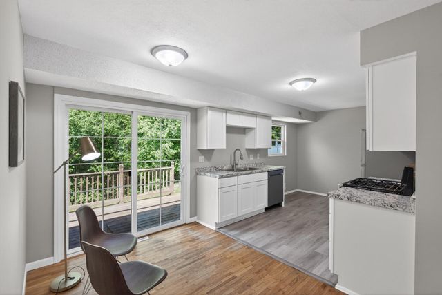 3211 Indiana Avenue N, Robbinsdale, MN 55422