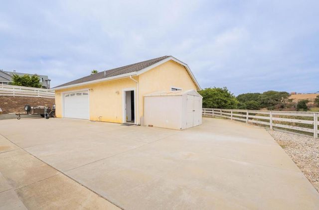 9891 Equestrian Place, Salinas, CA 93907