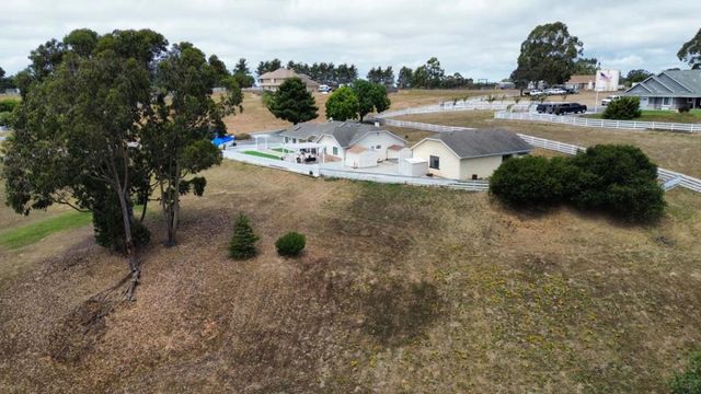 9891 Equestrian Place, Salinas, CA 93907