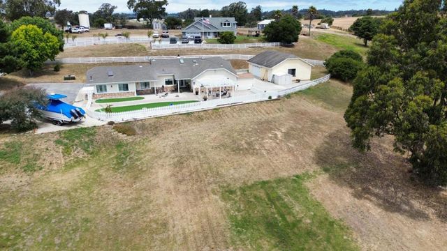 9891 Equestrian Place, Salinas, CA 93907