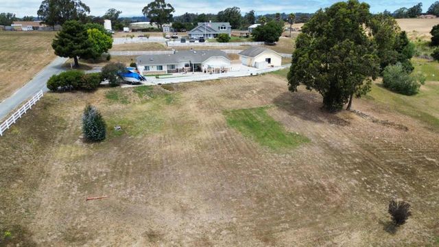 9891 Equestrian Place, Salinas, CA 93907