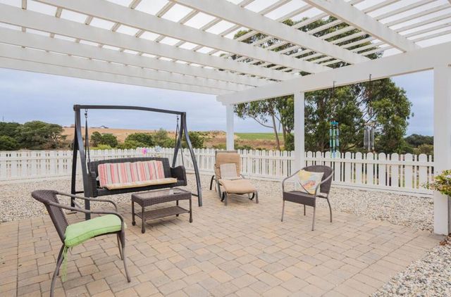 9891 Equestrian Place, Salinas, CA 93907