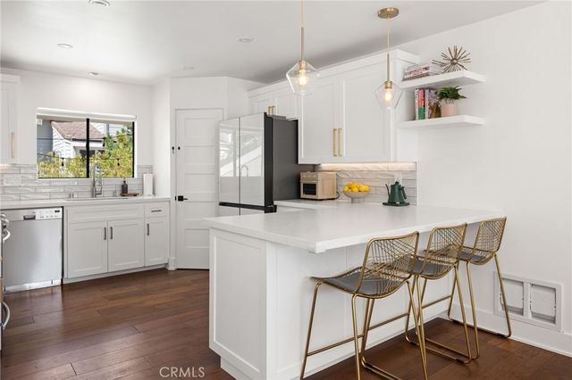 1176 S Westlake F, Westlake Village, CA 91361