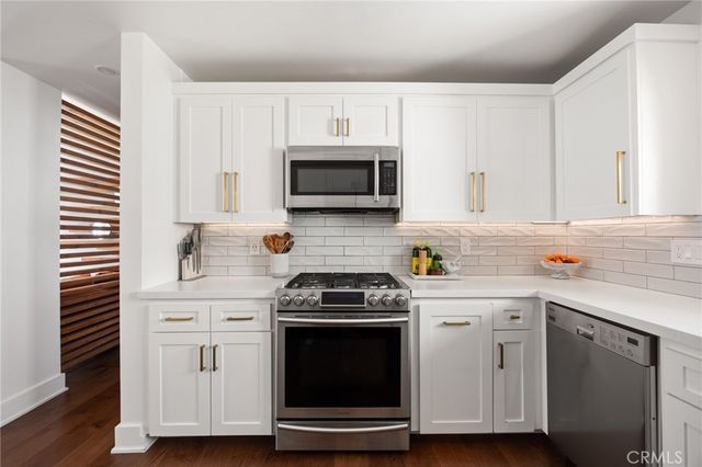 1176 S Westlake F, Westlake Village, CA 91361