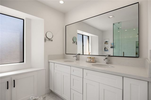 1176 S Westlake F, Westlake Village, CA 91361