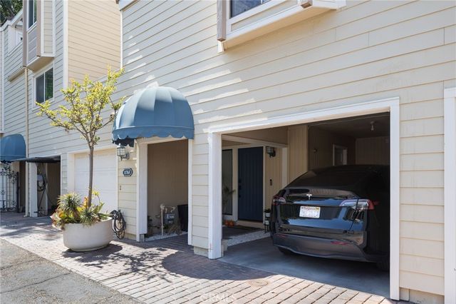 1176 S Westlake F, Westlake Village, CA 91361