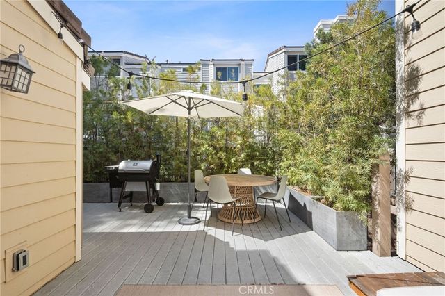 1176 S Westlake F, Westlake Village, CA 91361