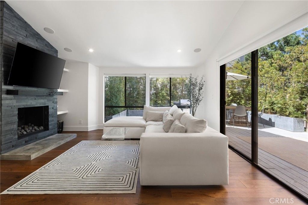 1176 S Westlake F, Westlake Village, CA 91361