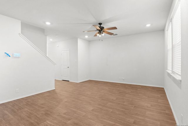 13027 Dolomar Pkwy, St.hedwig, TX 78152