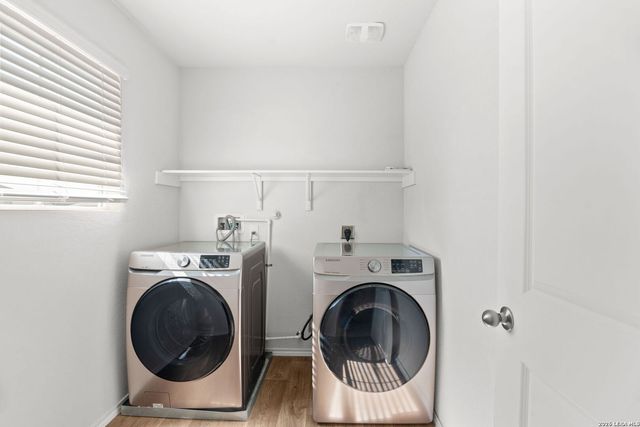 13027 Dolomar Pkwy, St.hedwig, TX 78152