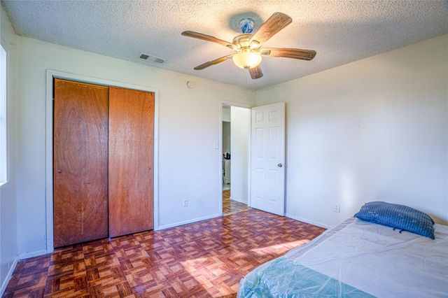 8318 Nyssa Street, Houston, TX 77078