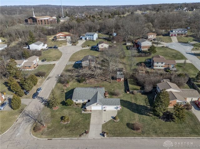 5622 Harlamert Drive, Dayton, OH 45449