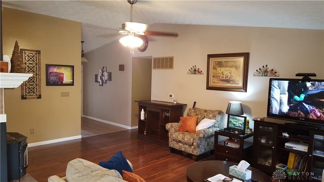 5622 Harlamert Drive, Dayton, OH 45449