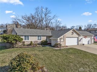 5622 Harlamert Drive, Dayton, OH 45449