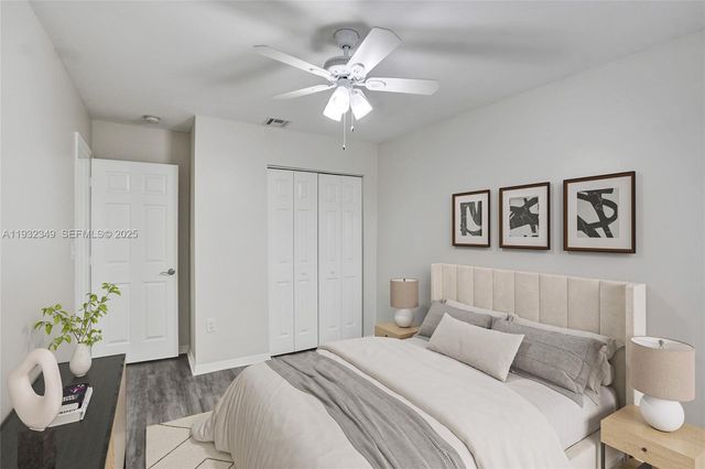 16452 NW 22nd St, Pembroke Pines, FL 33028