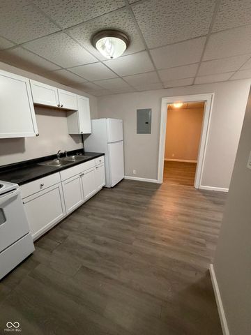 2333 N 14th Street, Terre Haute, IN 47804