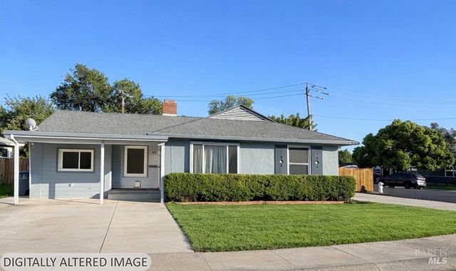 139 Maple St, Vacaville, CA 95688