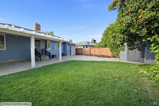 139 Maple St, Vacaville, CA 95688