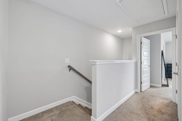 135 Harvard Dr, Gallatin, TN 37066