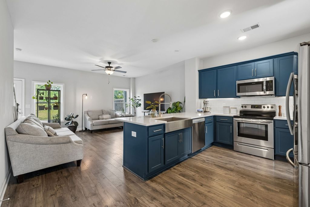 135 Harvard Dr, Gallatin, TN 37066