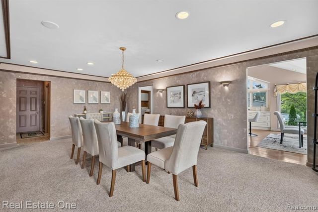 5161 Ledgewood Drive, Commerce Twp, MI 48382